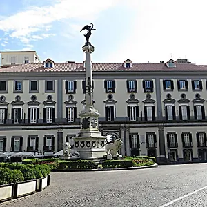 Apartment Life, Naples